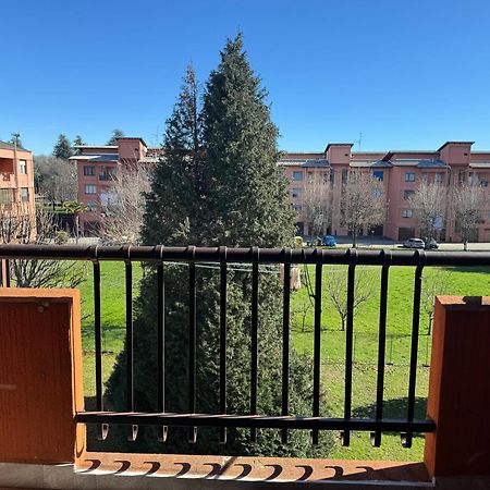 Gius' Apartment Elegante Vicino Ospedale Biella Gaglianico Luaran gambar